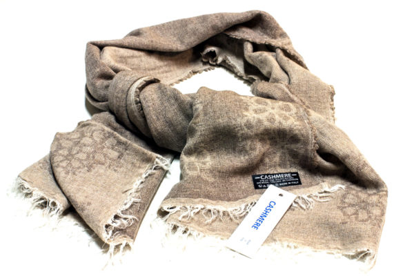 Winter scarf with cashmere